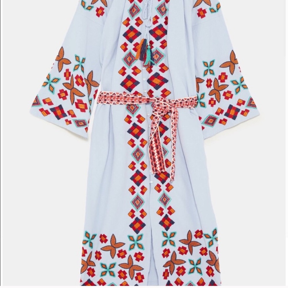 🌸ZARA EMBROIDERED MIDI KIMONO STYLE DRESS🌸 - Picture 3 of 8